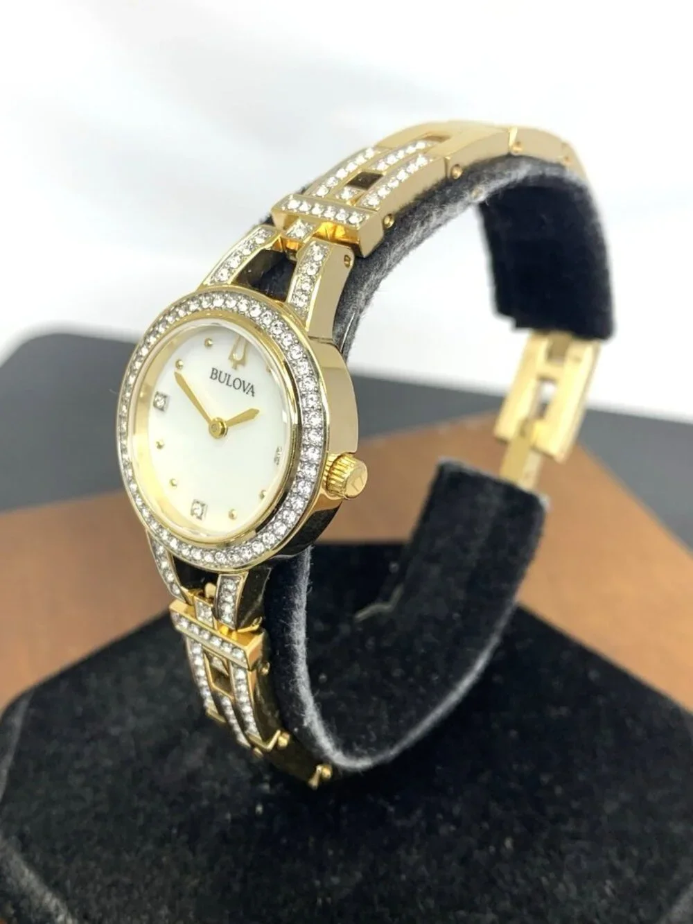 Bulova Women's Watch 98L325 Mother of Pearl Dial Gemmed Gold Steel 25mm